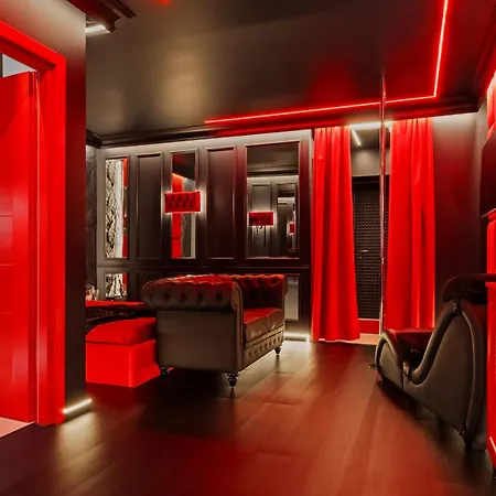 Fulvia L'amour Delirium Apartment